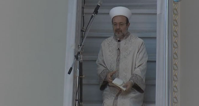 Mehmet Görmez Moskova'da Cuma Hutbesi okudu