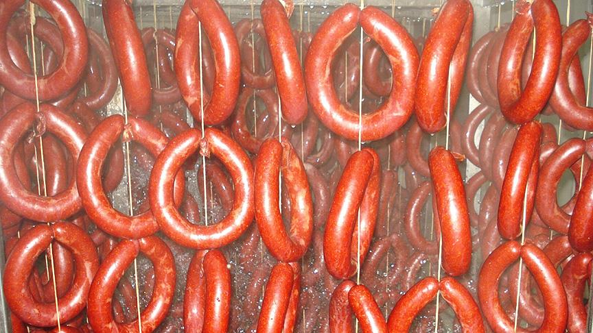 Gebelikte salam sucuk yemeyin