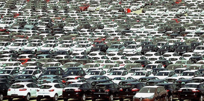Otomobil ve hafif ticari araç pazarı 10 ayda yüzde 34,7 büyüdü