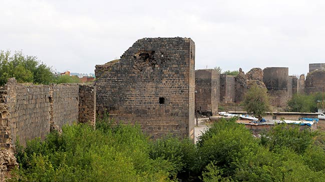 UNESCO mirasına terör darbesi