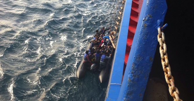 Ege denizinde bot battı! Yine bebekler öldü