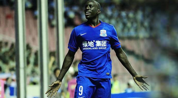 Galatasaray'da Demba Ba bombası!