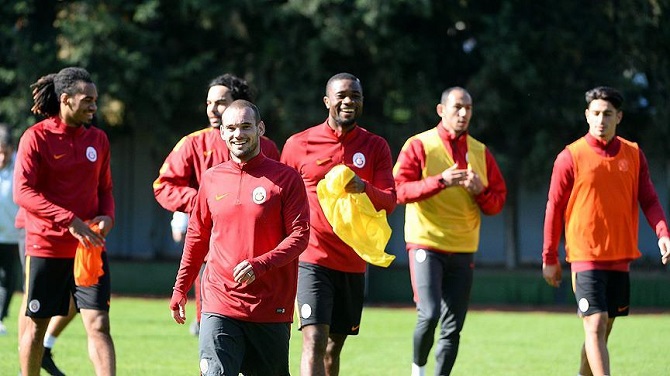 Galatasaray Benfica maçı hazırlıklarını sürdürdü