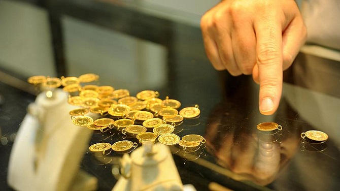 'Yastık altında 4 bin ton altın var'