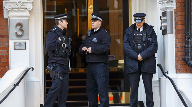 Müslümanlara hakaret eden öğretmen gözaltına alındı