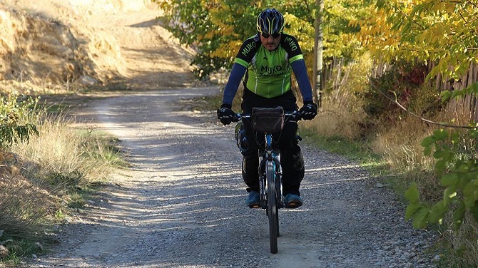 Bisikletiyle 100 bin kilometre yol yaptı