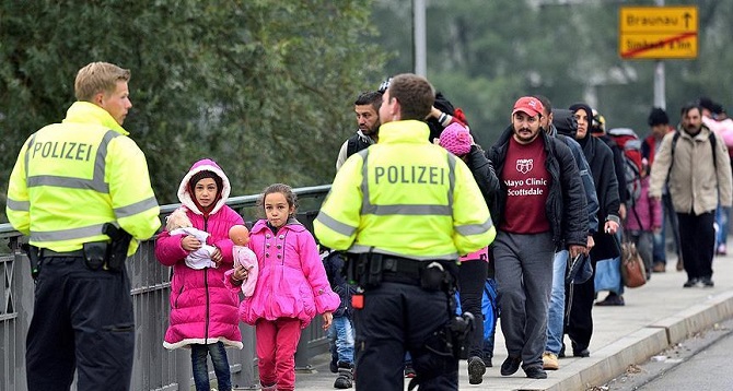 Almanya’da göçmenler için uyum yasası yolda