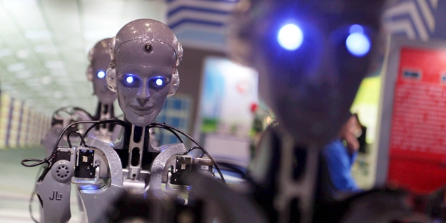 60 bin işçinin yerine robotlar çalışacak!