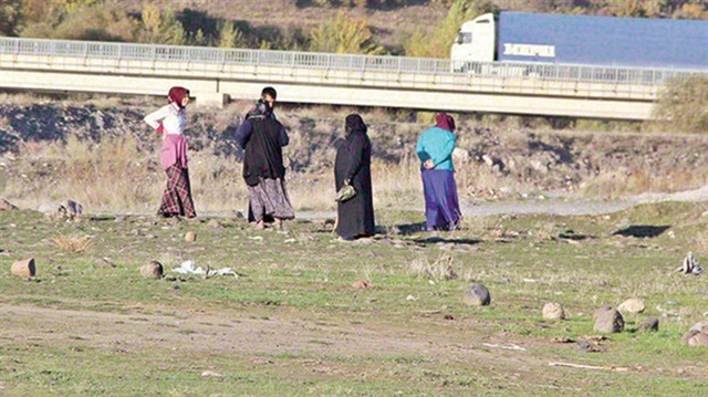 Köylerine göktaşı düştü zengin oldular