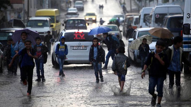 Gazze'de sağanak yağış etkili oldu
