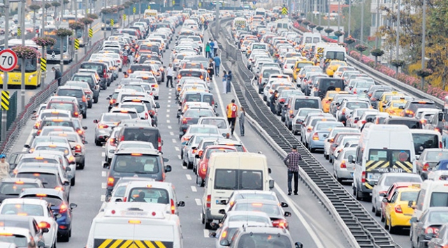 Trafiğe kayıtlı araç sayısı açıklandı