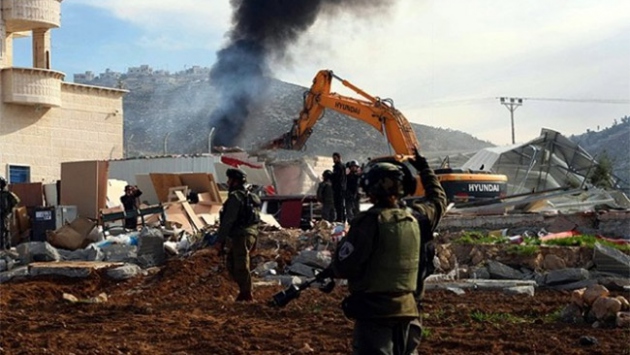 İsrail Nabluslu 11 ailenin evini yıkacak