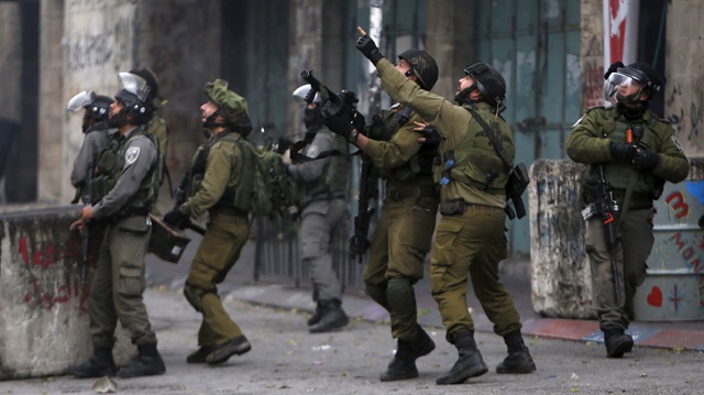 İsrail askerleri 3 Filistinliyi yaraladı
