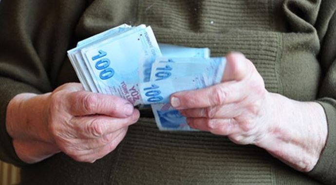 Yeni atanacak sözleşmeli öğretmenler ne kadar maaş alacak?