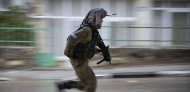 İsrail polisi 13 Filistinliyi tutukladı