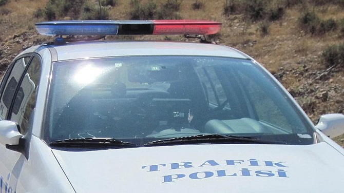 Polis araçlarının tepe lambaları 'akıllanıyor'