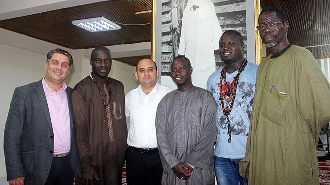 Senegalliler artık işportacılık değil ticaret yapıyor