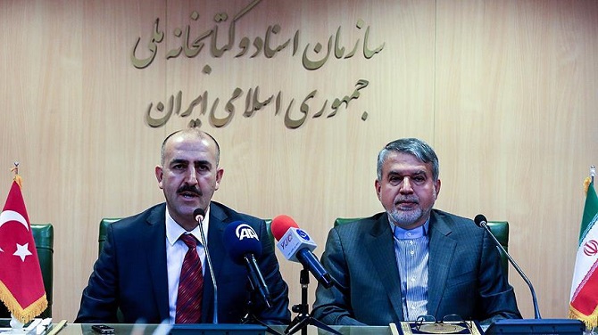 'İran'da bin 200'e yakın el yazması Osmanlı eseri var'