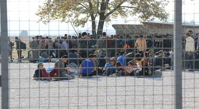 Suriyeli ve Iraklı mültecilerin ABD'ye girişi zorlaşacak