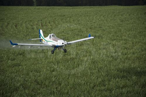 Otomobil yakıtıyla uçabilen tarım uçağı tanıtıldı