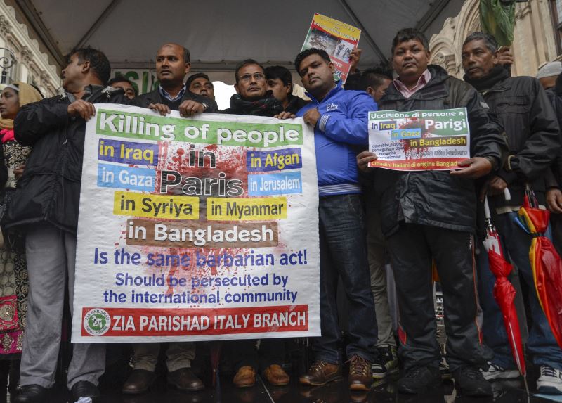 İtalyanlar, İslam'ın terörle birlikte anılmasını protesto etti