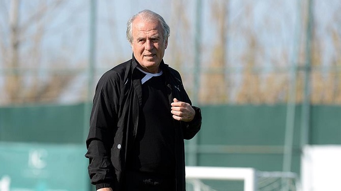 Galatasaray'ın yeni teknik direktörü Mustafa Denizli oldu