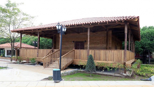 Bu mescitte tek bir çivi yok