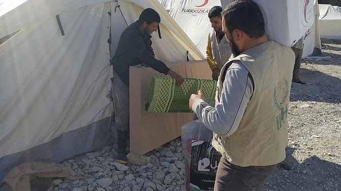 İHH'dan Bayırbucak Türkmenlerine yardım