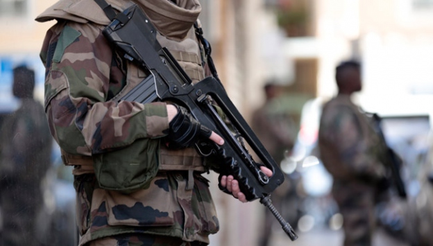 Fransa, Afrika ülkesine 300 asker gönderecek