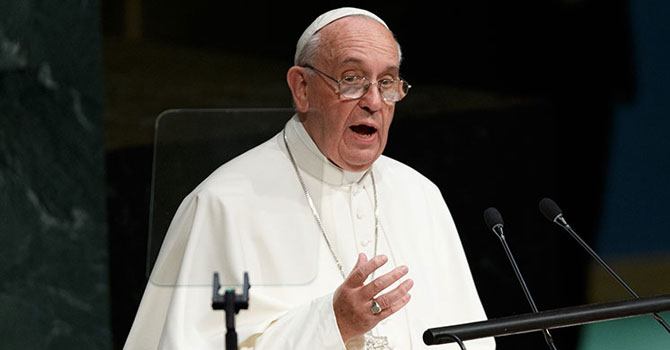 Papa: Terörden çok sivrisinekten endişeleniyorum