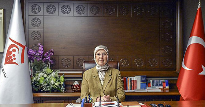 Bakan Ramazanoğlu: Haklarımızı bıraktık ama başörtümüzü bırakmadık