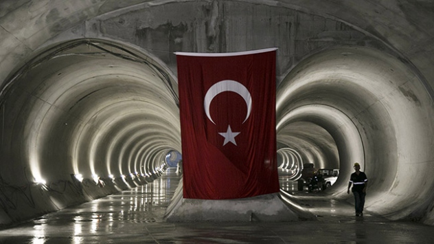 Metro tamamlanmadan ev fiyatları ikiye katlandı