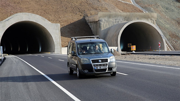 330 metre uzunluğundaki Mutu Tünelleri ulaşıma açıldı