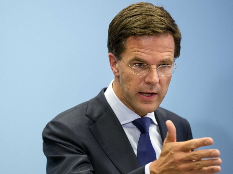 Rutte: Hepimizin üzerinde sarı yelek var
