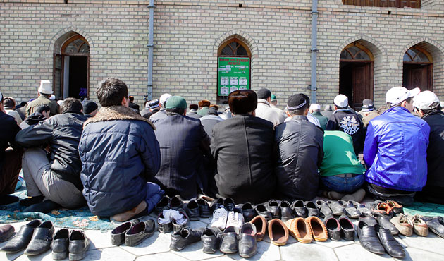 Kırgızistan'da kayıtlı olmayan cami sayısı 500