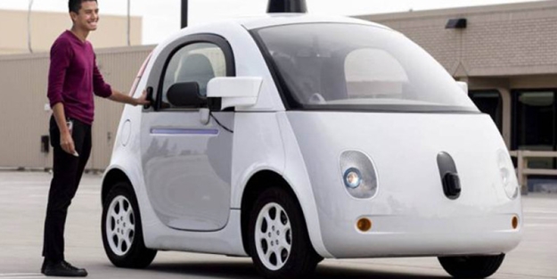 Sürücüsüz otomobil, yayaları görsel ve işitsel olarak bilgilendirecek!