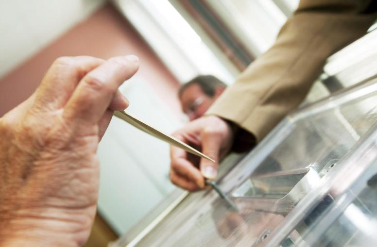 Fransa Pazar günü sandığa gidiyor