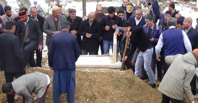 Kur’an kursundaki yangında hayatını kaybeden çocuklar defnedildi