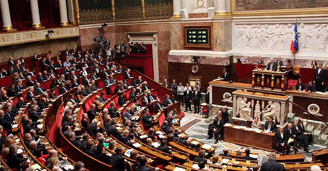 O ülke'de fuhuş yasaklandı, darısı Türkiye'nin başına!