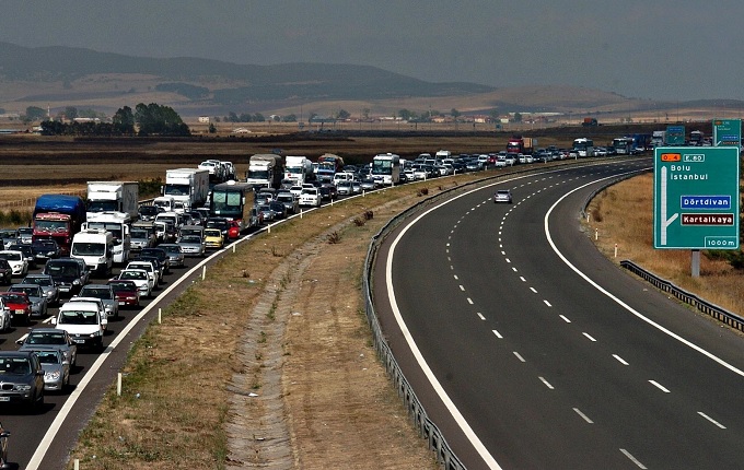 Hafta sonu tatiline çıkacak sürücüler, dikkat!