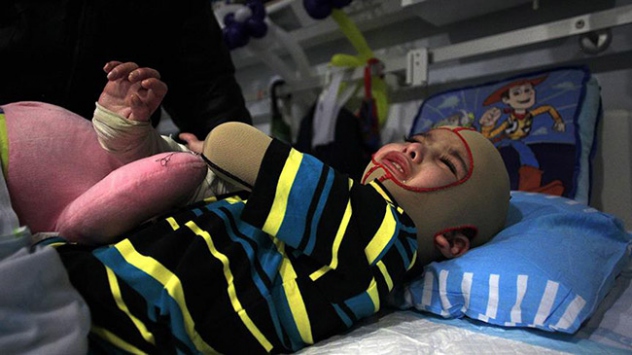 Filistinli Ahmed ailesine kavuşacağı günün hayalini kuruyor