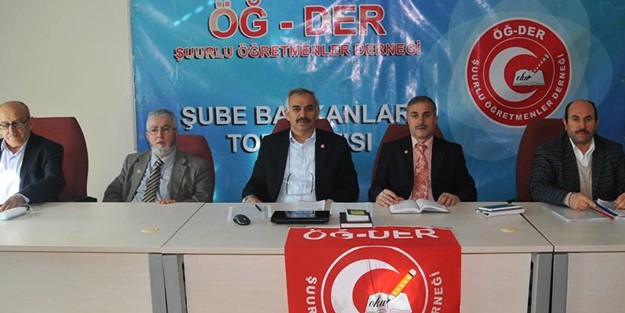 Kamu görevlilerine cuma namazı izni çözülmeli