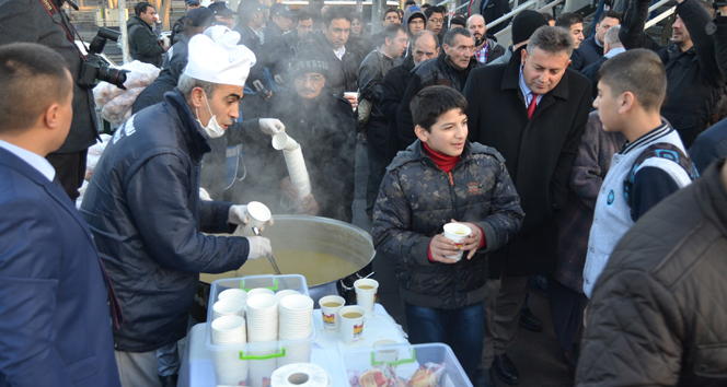 Soğuk havada sıcak çorba