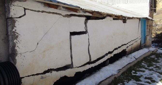 Yılmaz: Kiğı'da 500'ün üzerinde ağır hasarlı yapı var