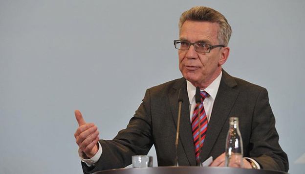 Artan aşırı sağcı şiddeti Almanya için utanç verici