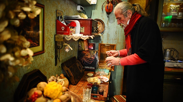 Bosna'nın otantik çay evi ilgi çekiyor