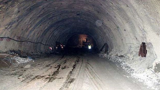 Geminbeli Tüneli'nde ışığa az kaldı