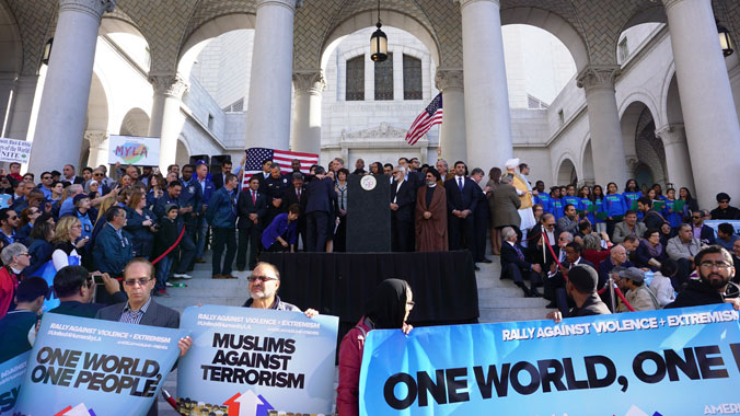 ABD'li Müslümanlar şiddete karşı buluştu