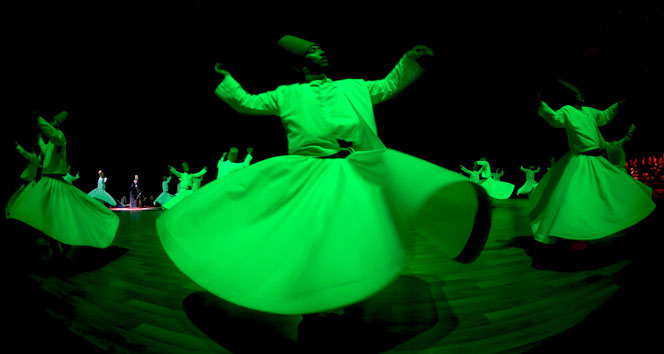 Vuslatın 742. yıl dönümünde gönüller semaya açılan avuçlarla kavuştu