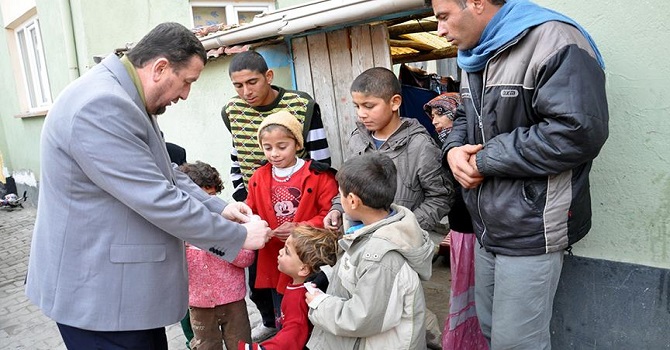 25 yıldır yardıma koşuyor